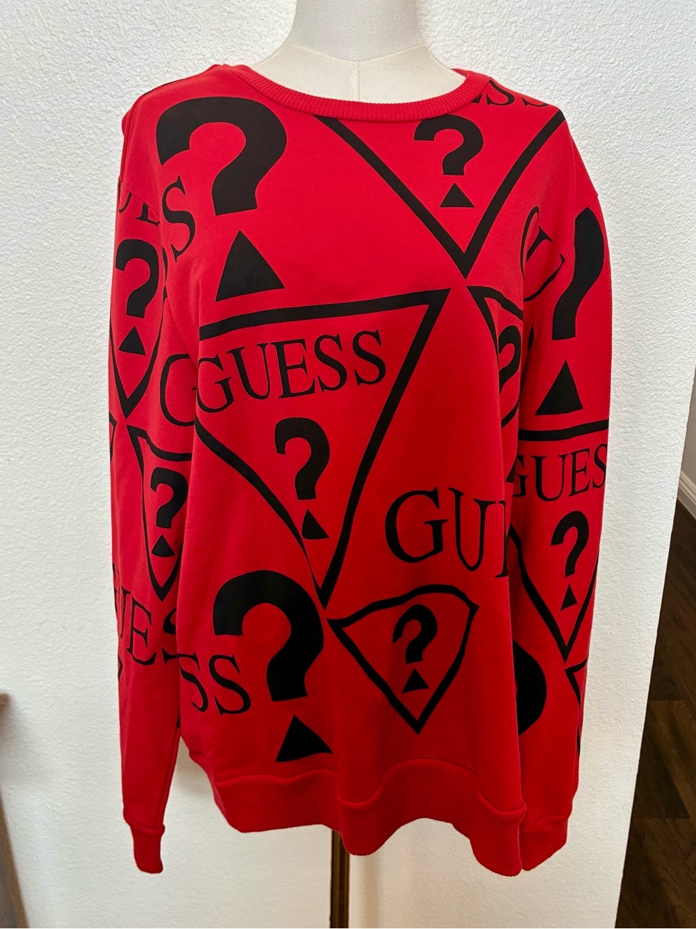 Vintage Guess Sweatshirt Womens Large Red Crewneck Pullover Black Logo
